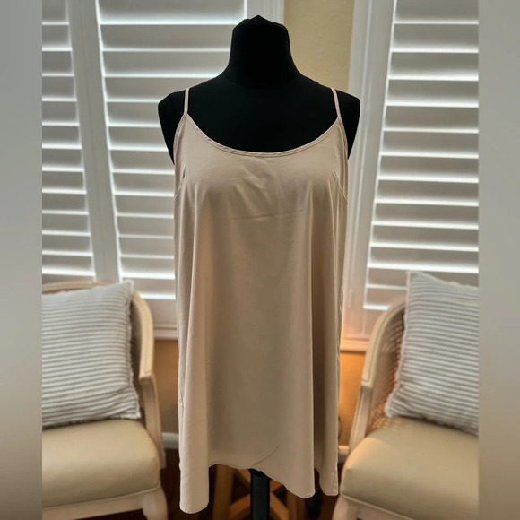 Elliatt Dresses & Skirts - ELLIATT | Nude / Tan Adjustable Slip Dress - Size M